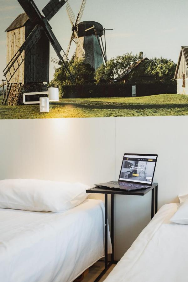 Hotel Nospa Kuressaare Extérieur photo
