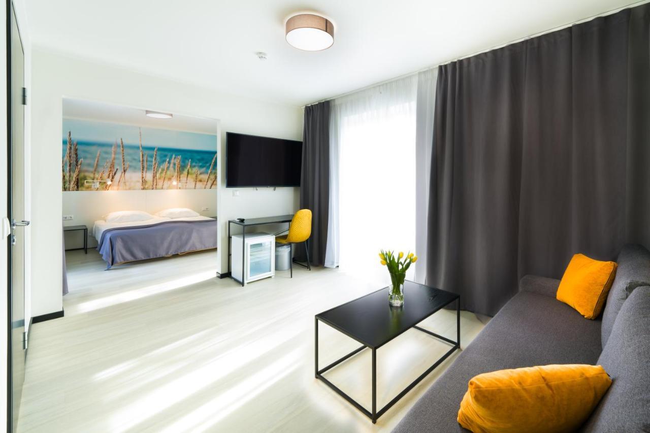 Hotel Nospa Kuressaare Extérieur photo
