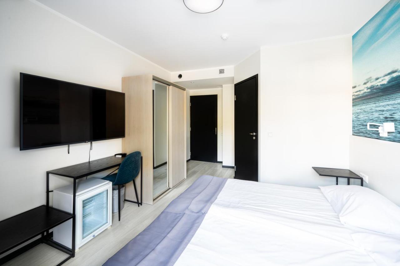 Hotel Nospa Kuressaare Extérieur photo