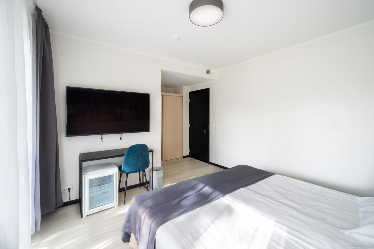 Hotel Nospa Kuressaare Extérieur photo